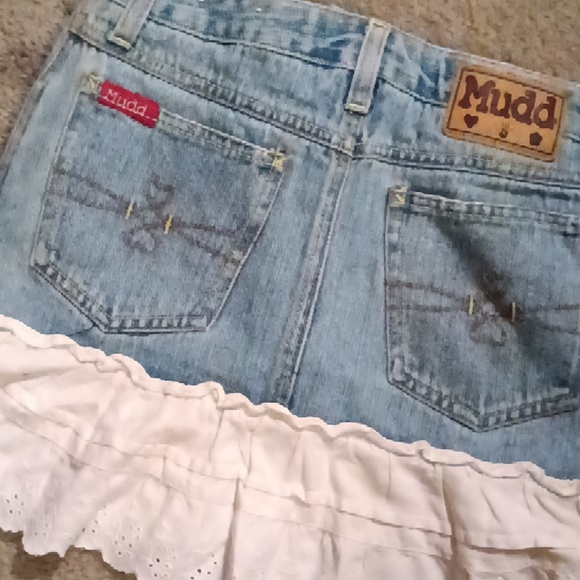 Girls size 10 regular Mudd skirt - Picture 2 of 4